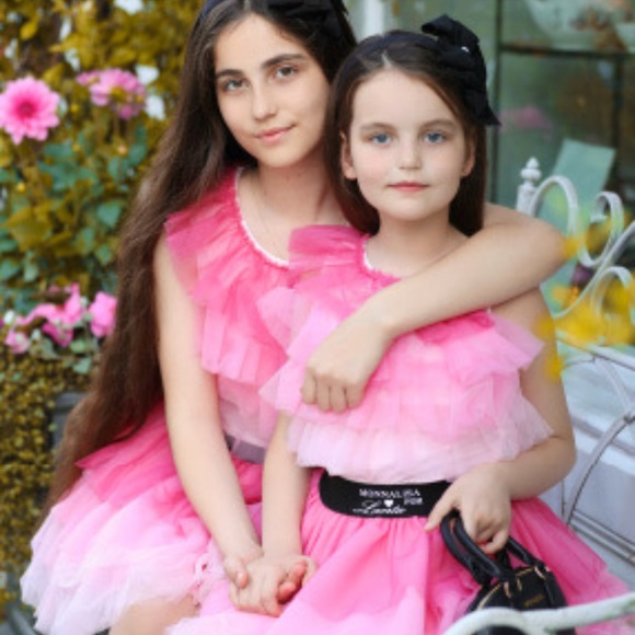 Limited edition Top and skirt!!! - Picture 10 of 11